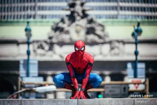 Косплей Spider-Man возвращается домой Косплей Spider-Man возвращается домой