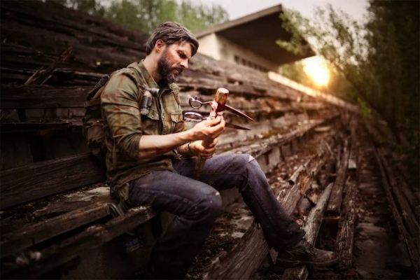Косплей Last Of Us отправился в Чернобыль для участия в Апокалипсисе Косплей Last Of Us отправился в Чернобыль для участия в Апокалипсисе
