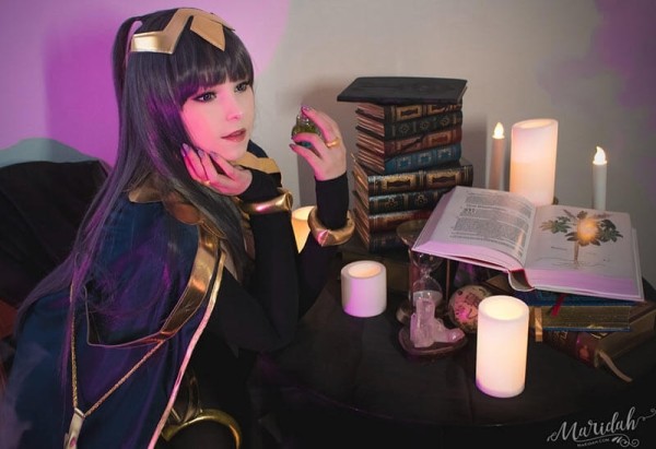 Марида недавно исполнила косплей Сайджо из игры «Знак Огня» Марида недавно исполнила косплей Сайджо из игры «Знак Огня»