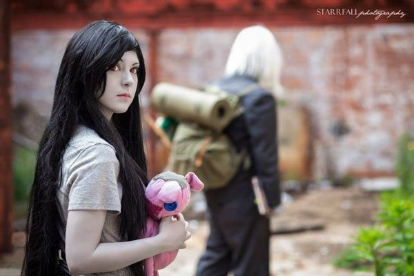 Красивый косплей Марселин из «Времени приключений» Красивый косплей Марселин из «Времени приключений»