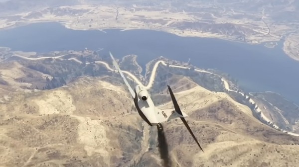 В GTA 5 показали невозможный трюк, посадив неуправляемый самолет с одним крылом В GTA 5 показали невозможный трюк, посадив неуправляемый самолет с одним крылом