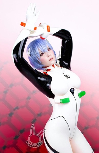 Марида недавно исполнила косплей Сайджо из игры «Знак Огня» Марида недавно исполнила косплей Сайджо из игры «Знак Огня»