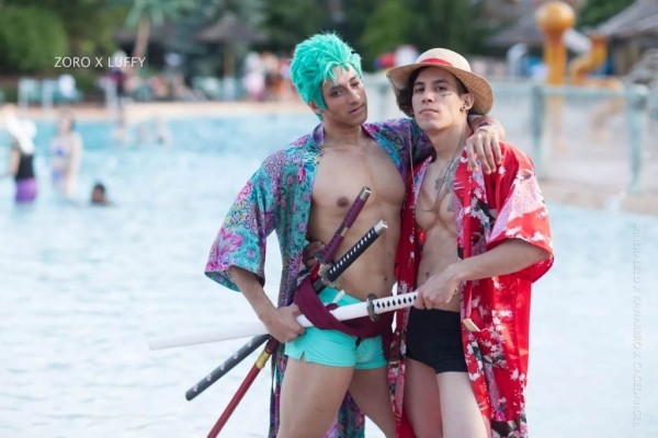 Лучший косплей ColossalCon, одного из самого большого шоу года Лучший косплей ColossalCon, одного из самого большого шоу года