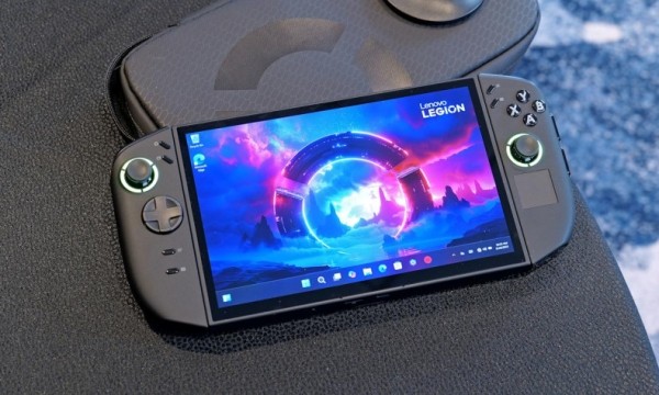 Lenovo представила портативный Legion Go 2 Lenovo представила портативный Legion Go 2
