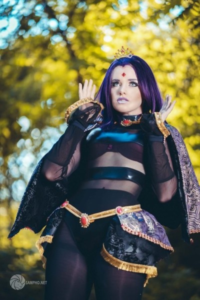 Королева Титана из Teen Titans Королева Титана из Teen Titans