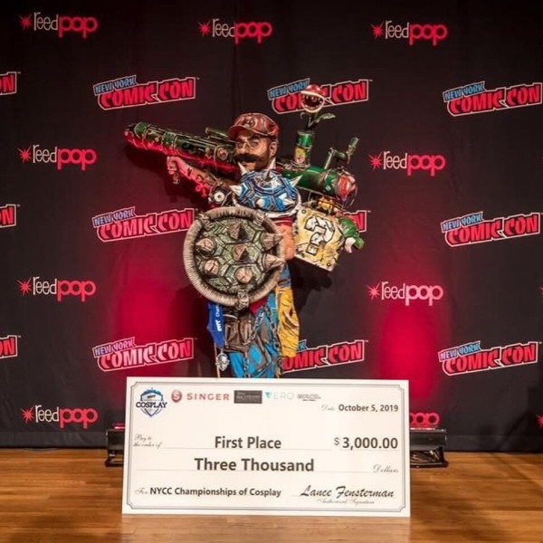 Супер Марио в потрясающем косплее в стиле сел-шейдинг Супер Марио в потрясающем косплее в стиле сел-шейдинг