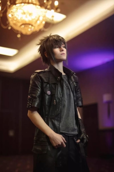 Косплеи на сходке фанатов Final Fantasy Косплеи на сходке фанатов Final Fantasy