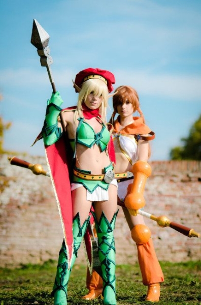 Косплей боевого инструктора Аллейн из «Queen’s Blade» Косплей боевого инструктора Аллейн из «Queen’s Blade»