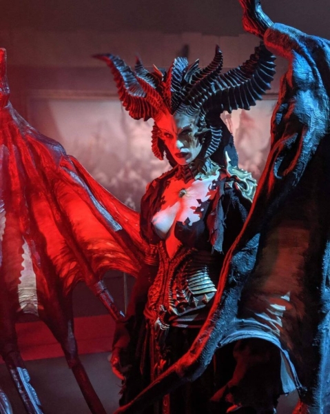 Первый косплей по Diablo 4 безупречен Первый косплей по Diablo 4 безупречен