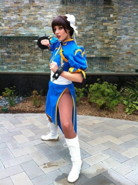 Чунь Ли в исполнении Эбби Дарк-Стар Чунь Ли в исполнении Эбби Дарк-Стар