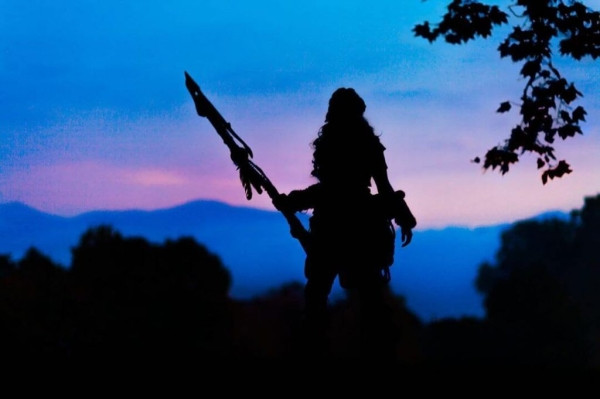 Косплей охотницы на роботов Элой из Horizon Zero Dawn