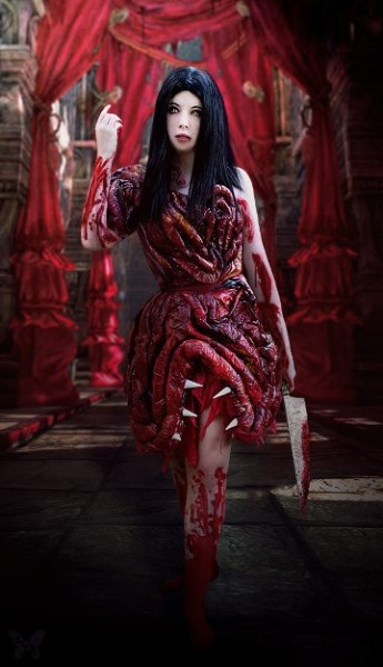 Потрясающе-ужасающий косплей Fleshmaiden из игры Alice: Madness Returns
