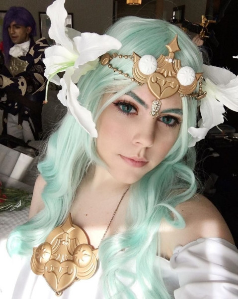 10 потрясающих нарядов Реи из Fire Emblem Three Houses