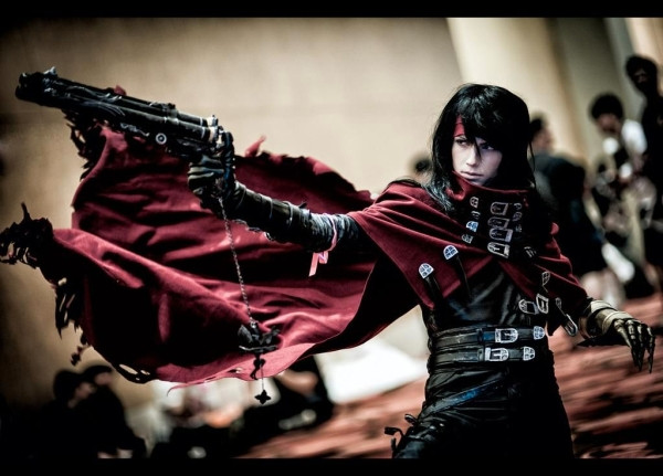 Лучший косплей Винсента Валентайна из Final Fantasy 7 Лучший косплей Винсента Валентайна из Final Fantasy 7