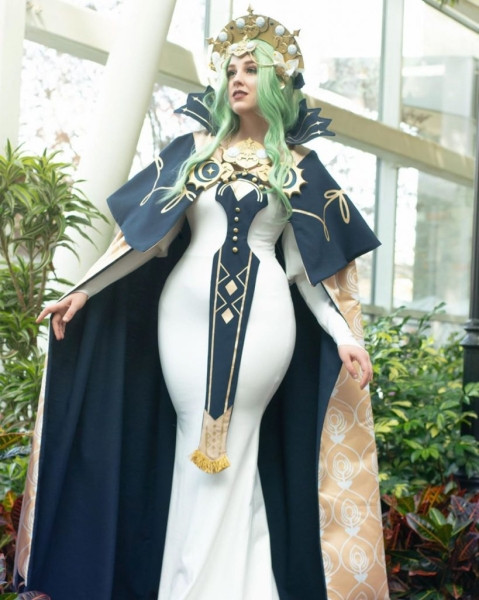 10 потрясающих нарядов Реи из Fire Emblem Three Houses