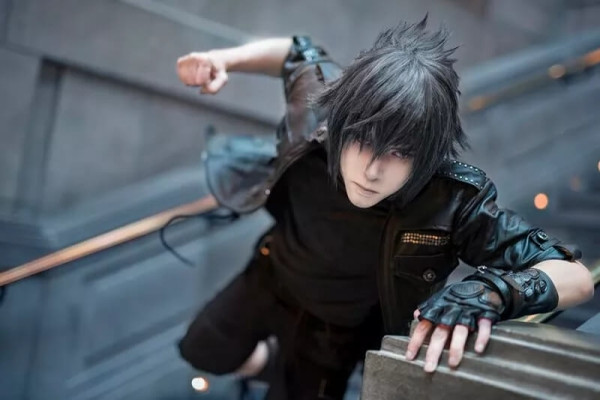 Отличный косплей Final Fantasy XV Отличный косплей Final Fantasy XV