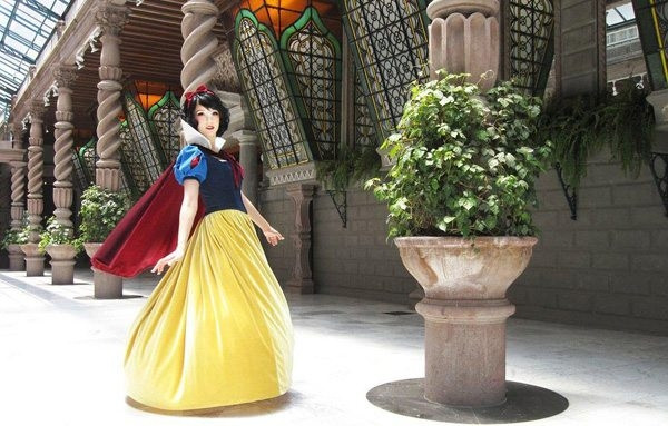 Победителем Косплейер 2012 Года All That’s Epic стала очаровательная Риддл Победителем Косплейер 2012 Года All That’s Epic стала очаровательная Риддл