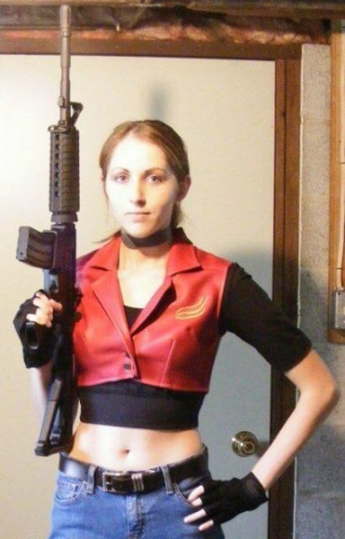 Косплей на Resident Evil: множество лиц Клэр Редфилд