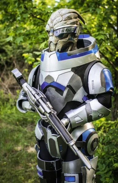 Откалибруйте себя для косплея Garrus