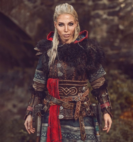 Лучший косплей Эйвор Варинсдоттер из Assassin’s Creed Valhalla Лучший косплей Эйвор Варинсдоттер из Assassin’s Creed Valhalla