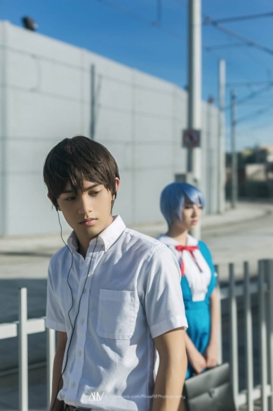 Косплей Neon Genesis Evangelion возвращается Косплей Neon Genesis Evangelion возвращается